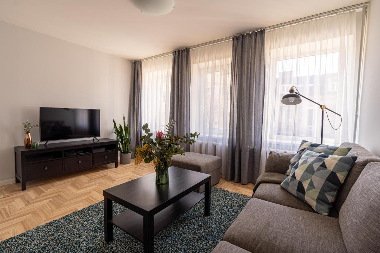 Lovely Apartment In The City Center Kaunas Exteriör bild