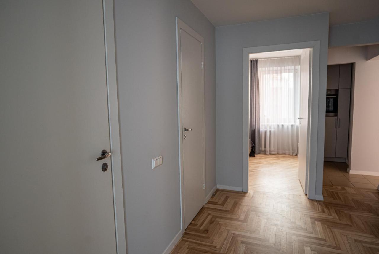 Lovely Apartment In The City Center Kaunas Exteriör bild