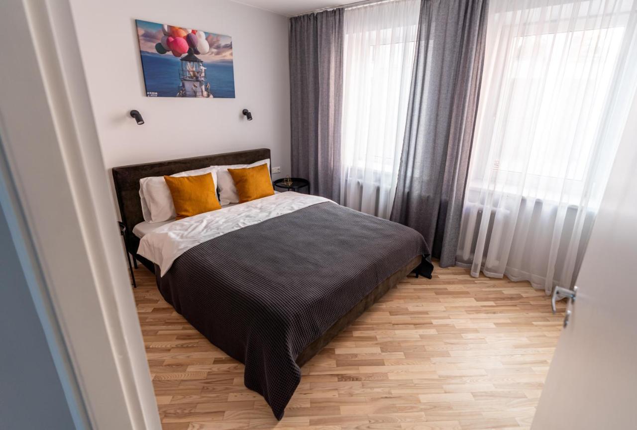 Lovely Apartment In The City Center Kaunas Exteriör bild